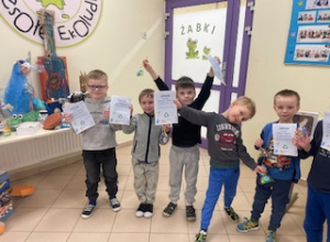 Konkurs na zabawkę z recyklingu