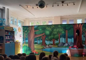 Teatrzyk "O SMOGU NIEWAWELSKIM"