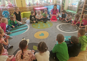 dzieci na warsztatach stomatologicznych