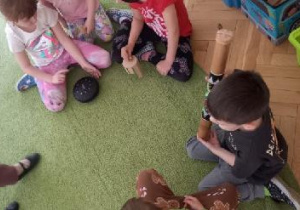 Zajęcia muzyczno-ruchowe z mamą Stefci