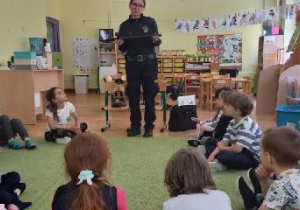 Zajęcia ze Strażnikiem Miejskim