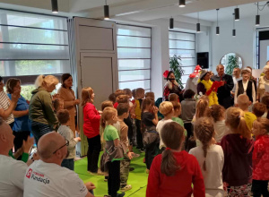 Bielańskie Wsparcie Seniora przedstawienie "Pchła Szachrajka"