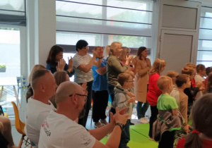 Bielańskie Wsparcie Seniora przedstawienie "Pchła Szachrajka"