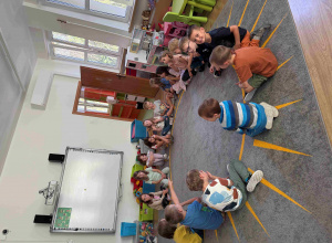 zajęcia z emisji głosu w grupie "pszczółki"