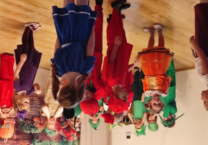 Teatrzyk ,,Na straganie,,