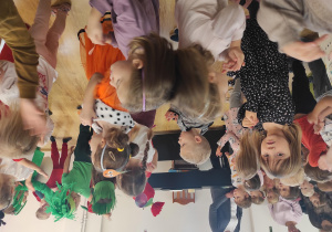 Teatrzyk ,,Na straganie,,