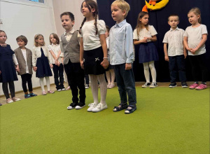 Występ podczas Pasowania na Przedszkolaka