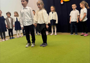 Występ podczas Pasowania na Przedszkolaka