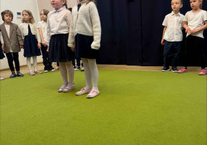 Występ podczas Pasowania na Przedszkolaka