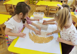 Dynia - zabawa sensoryczna