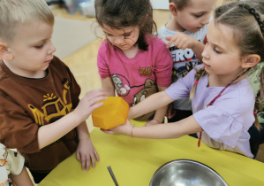 Lampion z dyni - wyzwanie Teodora: "antynudek"