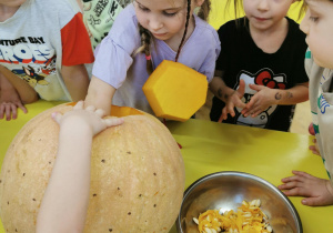 Lampion z dyni - wyzwanie Teodora: "antynudek"