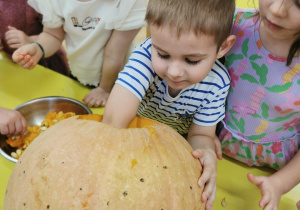 Lampion z dyni - wyzwanie Teodora: "antynudek"