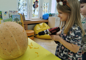 Lampion z dyni - wyzwanie Teodora: "antynudek"