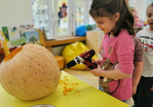 Lampion z dyni - wyzwanie Teodora: "antynudek"