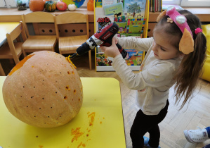 Lampion z dyni - wyzwanie Teodora: "antynudek"