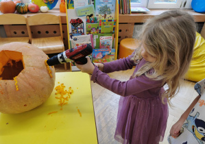 Lampion z dyni - wyzwanie Teodora: "antynudek"