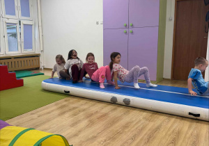 Zajęcia z gimnastyki z dnia 28.10.2025