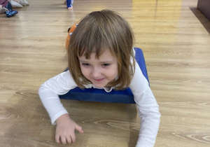 Jesienno-dyniowa ścieżka sensoryczna