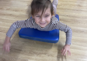 Jesienno-dyniowa ścieżka sensoryczna