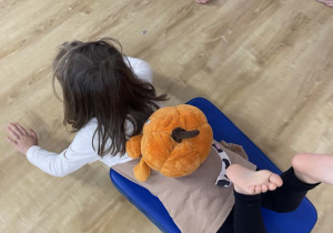 Jesienno-dyniowa ścieżka sensoryczna