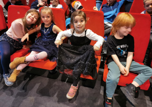 W teatrez - Kopciuszek