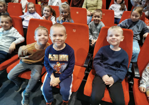 W teatrez - Kopciuszek