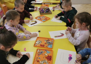 Wprowadzenie litery "U" drukowanej