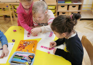 Wprowadzenie litery "U" drukowanej