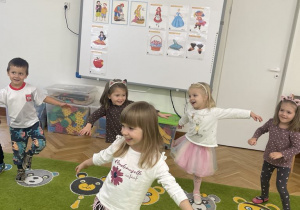 Dzień postaci z bajek