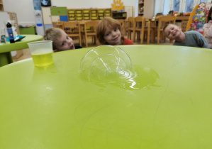 Pokaz eksperymentów