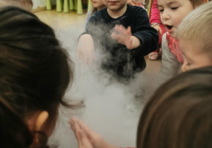 Pokaz eksperymentów