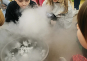 Pokaz eksperymentów