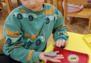 Kreatywna zabawa masą plastyczną