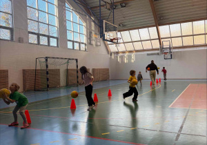 zajęcia z koszykówki