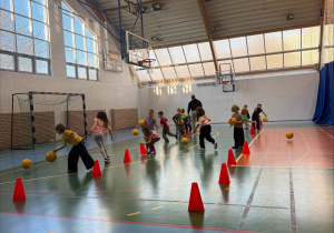 zajęcia z koszykówki