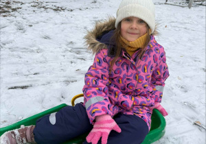 Zimowe szaleństwa na placu zabaw