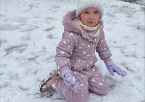 Zimowe szaleństwa na placu zabaw