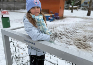 Zimowe szaleństwa na placu zabaw