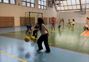 zajęcia z koszykówki