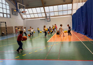 zajęcia z koszykówki