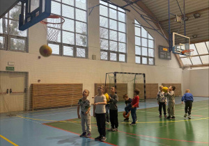 zajęcia z koszykówki