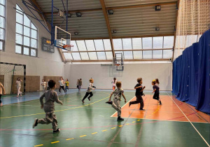 zajęcia z koszykówki