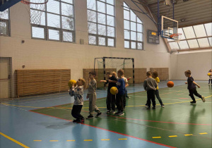 zajęcia z koszykówki
