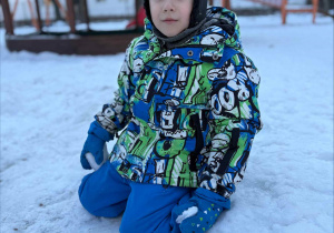 Zimowe zabawy na śniegu