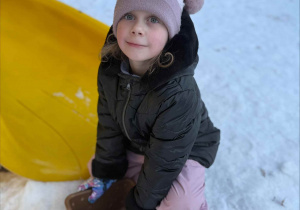 Zimowe zabawy na śniegu