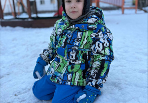 Zimowe zabawy na śniegu