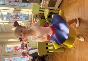 Przygotowania do występu dla Babć i Dziadków