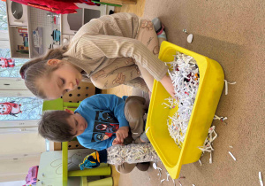 Zabawka z recyklingu