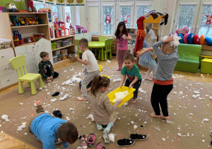 Zabawka z recyklingu